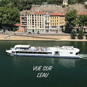 Apartment Vue Sur L'eau, Lyon