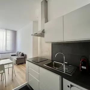  Appartement Joli T2 En Plein Centre-ville De