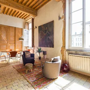 Apartment Loft Coeur Du Vieux, Lyon